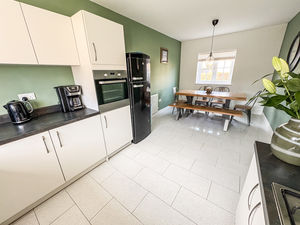 Photo 16- click for photo gallery